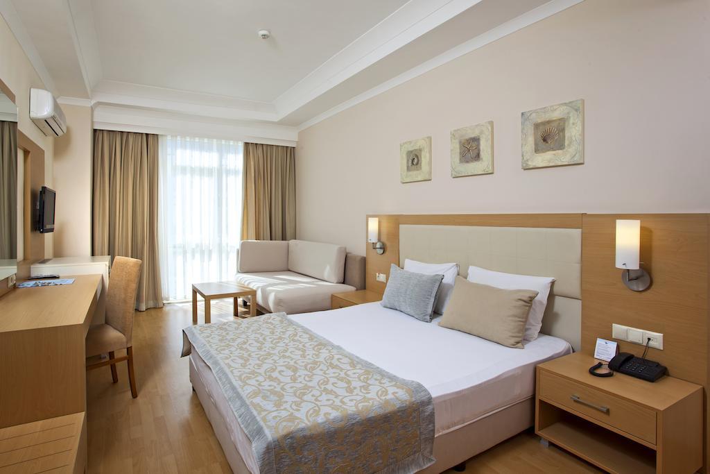 Titan Select Hotel Ultra All Inclusive Konakli Bilik gambar